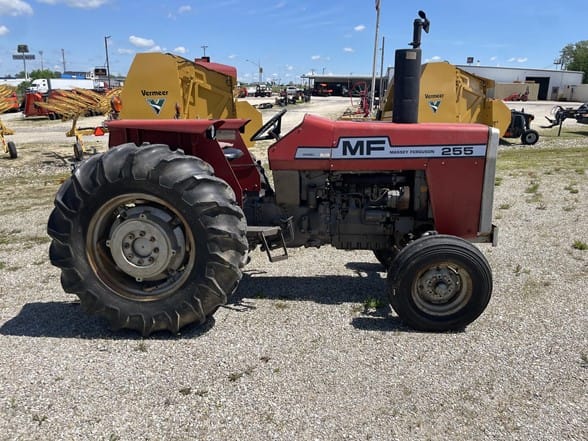 1978 MASSEY FERGUSON 255