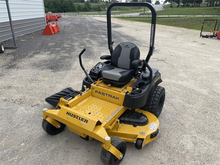 2025 HUSTLER FASTRAK 60